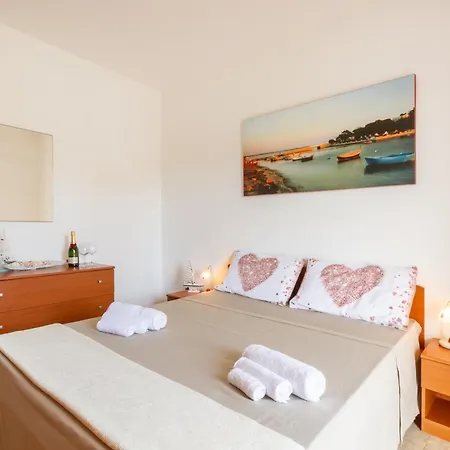 Ferienhaus Libeccio Luxury Torre Lapillo